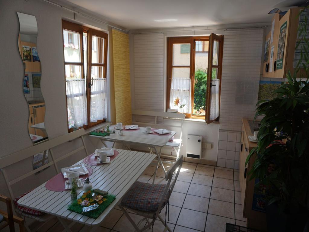 Отель Pension Ins Fischernetz - Maentele Меерсбург Экстерьер фото